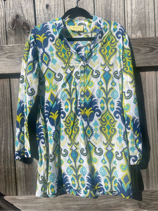 Finch Tops - FINCH Blue & Lime Ikat Button-Front Tunic SZ M